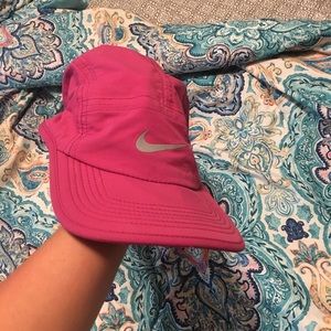 women’s nike hat